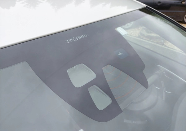 Volvo V60 cena 36900 przebieg: 199500, rok produkcji 2012 z Płońsk małe 596